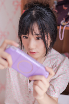 大战尼姑在线观看免费播放国语